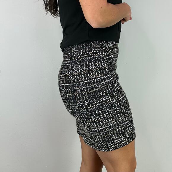 Express Black Gold & Silver Metallic Stretch Mini Skirt - Picture 3 of 8